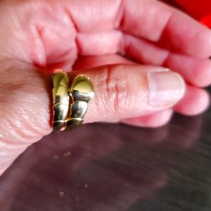 18k gold ring